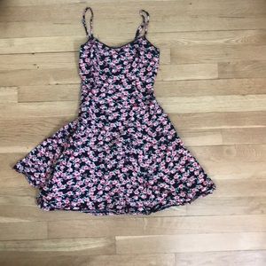 Mid thigh spaghetti strap sun dress